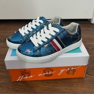 NIB Hoo Blue Ava Star & Stripe Metallic Star Lace Up Sneakers Size 12 Children’s